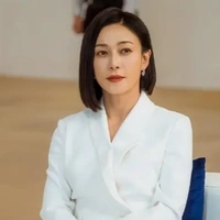 Hà ánh tuyết(mẹ na9)