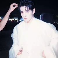 Huỳnh Hoàng Hùng_Gemini Hùng Huỳnh🐻