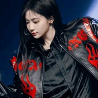 Viên Nhất Kỳ ( Cô)