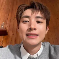 All ( trừ ai trừ)