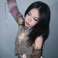 Trần Thảo Linh-Tlinh