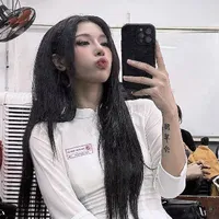 cô-Trần Thảo Linh