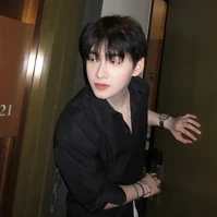 Huỳnh Hoàng Hùng ( Hùng Huỳnh )