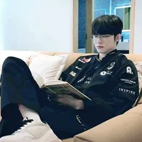 T/giả đang mắc ẻ🥲