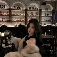 Hoàng Vãn Tình