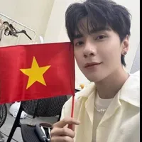 Lê Quang Hùng (phone)