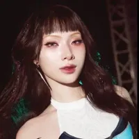 Vũ Thị Ngân Mỹ(Mỹ Mỹ-M)