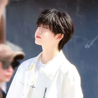 Trần dịch hằng-em