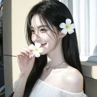 Thẩm Vân Uyển(Bạn Thân Nữ9)