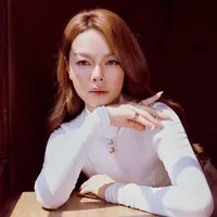 Phạm Quỳnh Anh	- Phu nhân gia tộc