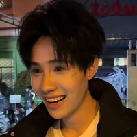 LÊ QUANG HUY ( vịt con )