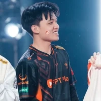 Nguyễn Quốc Huy (nqhmaris)