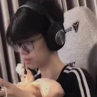 Tấn Khoa