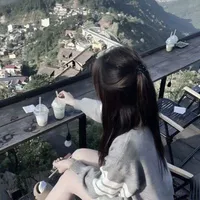 Bùi..... Thuỷ (Bi)