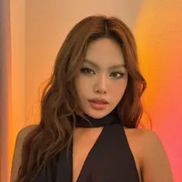 Vũ Thảo My (Chị)