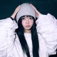 Nguyễn Lê Ngọc Ánh Sáng (Aza)