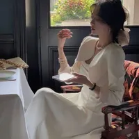 Lê Thùy An mẹ n9