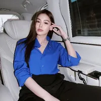 Engfa Waraha (chị cô)