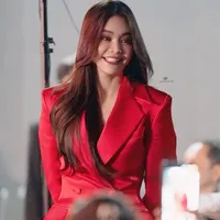 Engfa Wahara(cô)
