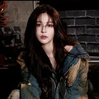 Vương Dịch - Cô