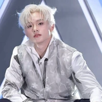 𝘉𝘶𝘪𝘵𝘳𝘶𝘰𝘯𝘨𝘭𝘪𝘯𝘩" Introverted"