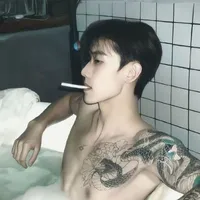 Chaq Pantira(Bố cô)