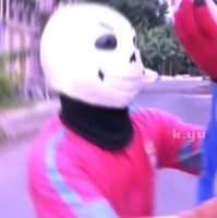 cyan sans