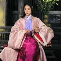 Đặng Thị Tú Uyên - mợ tư -