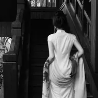 Kiều Lâm Tú (mẹ hai anh)