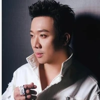 Huỳnh Trấn Thành (ba L,t,h)