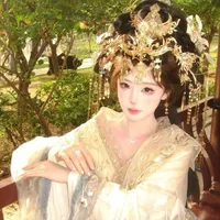 Uyển Nhu Hoàng Quý phi (婉柔皇貴妃)– Song Ngư