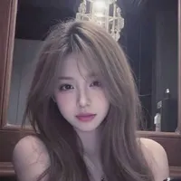 Hoàng Mỹ Hân | Chủ Nhiệm lớp 12a1