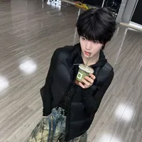 Trương Hàm Thụy (em)