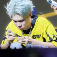 hoàng đức duy-bôngg