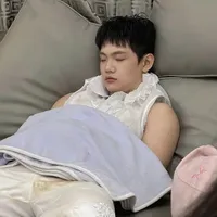 Meow đang bận đi ngủ🧸