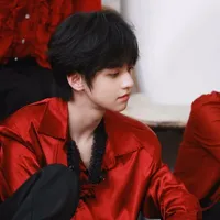 Dương Hàm Bác - hắn