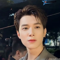 Bùi Anh Tú(anh ruột Hùng)