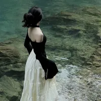 Mẹ anh