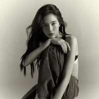 Pangjie Paphavarin(nàng)