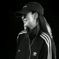 Kim Jisoo - Chị
