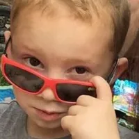 thiếu gay đời bay 1 nửa