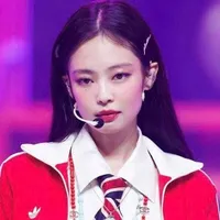 Kim Jennie (em)