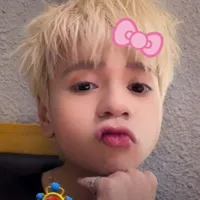 Quang Hùng (lúc 7 tuổi)