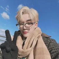 Phong Cận-lúc nhỏ