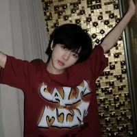 Trương Hàm Thụy-t