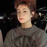 Hoàng Đức Duy ( hắn)