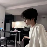 Quan Phong Cự Giải