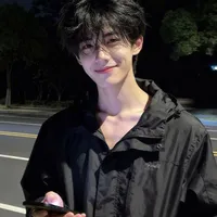 Lục Hoài Phong ( bạn anh)