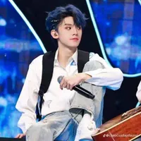 佐航🥟_em