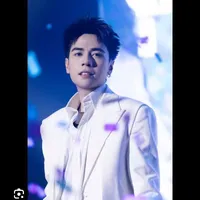 Quang Hùng